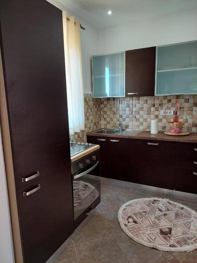 Apartmani Jovan Ulcinj Buitenkant foto