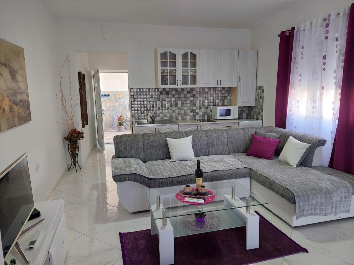 Apartmani Jovan Ulcinj Buitenkant foto