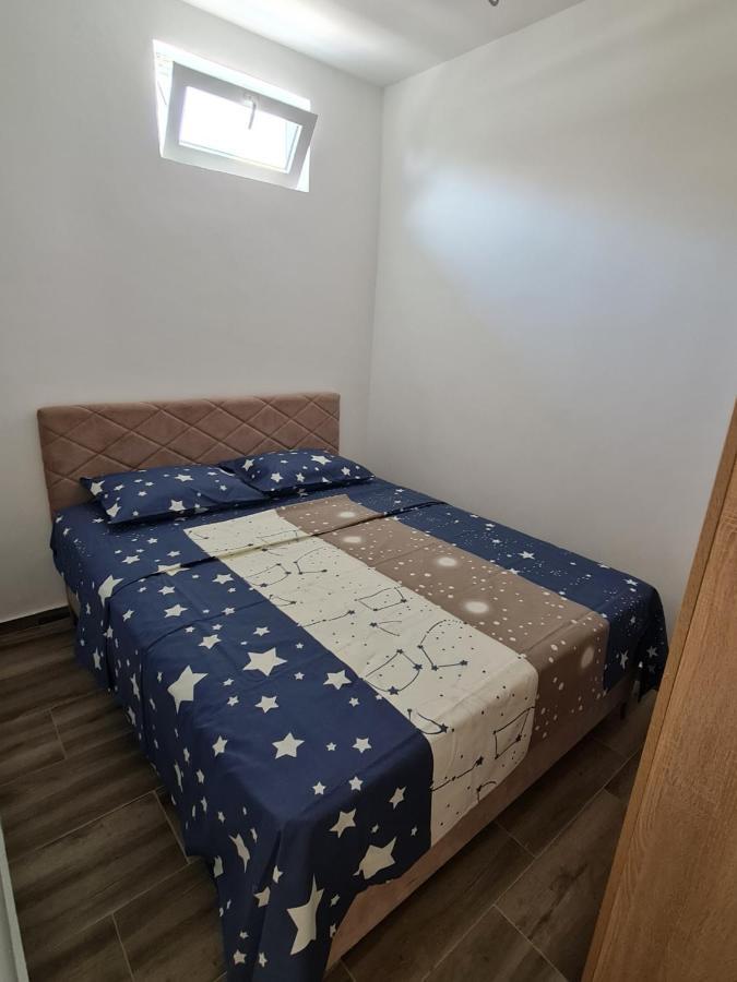 Apartmani Jovan Ulcinj Buitenkant foto